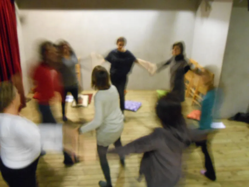 Come riscoprire la fiducia in te attraverso la danzaterapia